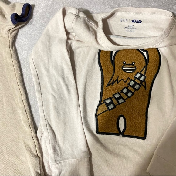 GAP Star Wars Pajama Tops Lot Of 2 Chewbacca C3PO R2-D2 Size 5 Toddler - Picture 8 of 13
